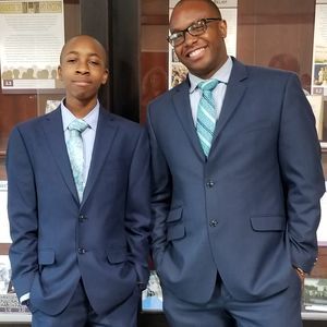 Meet your Posher, Gregory